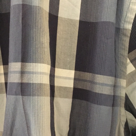 Button down shirt - Picture 3 of 4